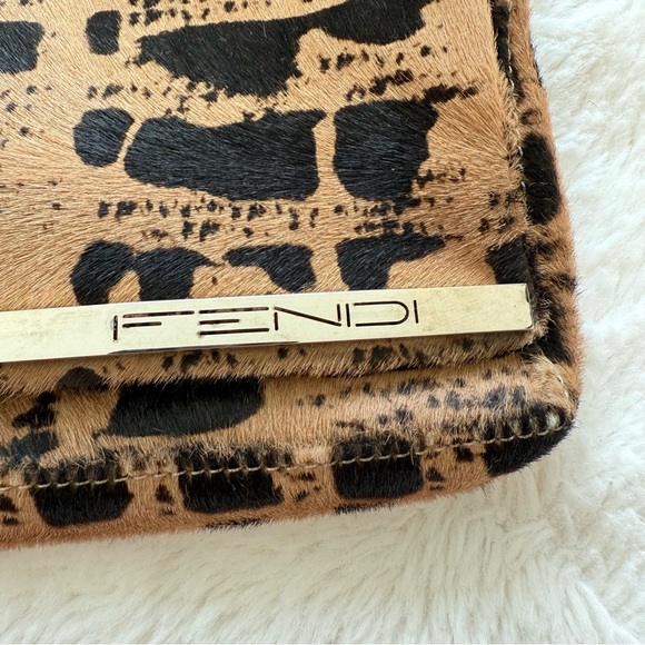 Fendi Brown Printed Pony Hair Baguette Black Beige Vintage 2000s Authentic - Picture 3 of 15